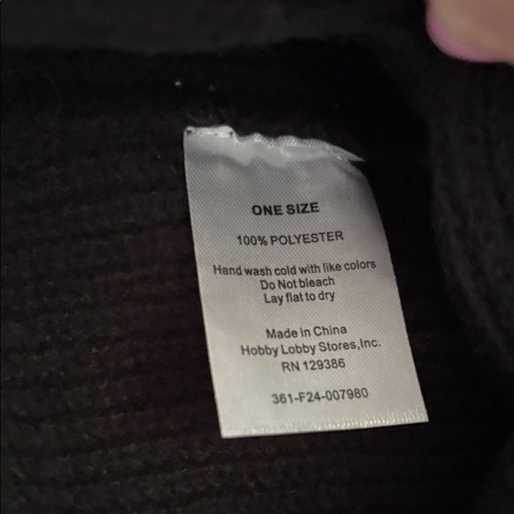 Black Beanie and Glove Set with Pink Bows - Picture 7 of 7